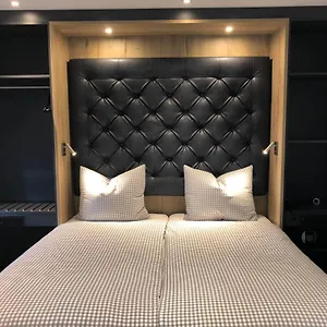 Hotell Deluxe, München